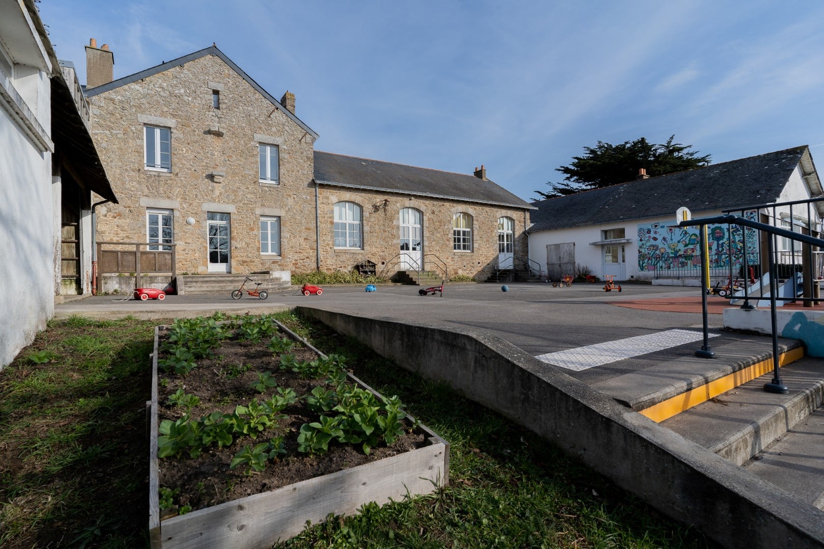 Ecole Sainte Marie Saint Pierre à batz-sur-mer